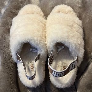 UGG Slippers - Cream